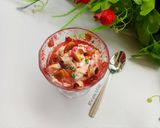 A picture of step 5 of Watermelon jam ice cream.