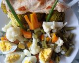 Foto del paso 4 de la receta: Ensalada de verduras con pollo a la plancha