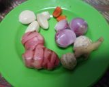 Foto langkah ke 1 dari resep Gulai Kuning Daun Mangkokan.
