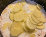 A picture of step 2 of Light Gratin Dauphinois.