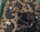 Foto langkah ke 4 dari resep Brownies Panggang Oreo.