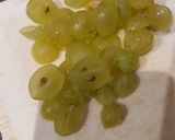 Une image de l'étape 1 de Magret de canard aux raisins.