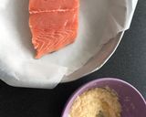 Foto langkah ke 1 dari resep Menu Keto Diet, Salmon panggang dengan keju parmesan dan Mayonaise.