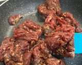 A picture of step 3 of Red Radish Sprout and Beef Salad.