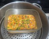 Foto langkah ke 4 dari resep Telur Kukus Sosis Sayuran.