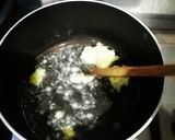 A picture of step 2 of Fettuccine pasta.