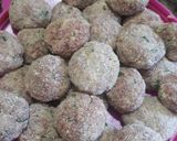 Foto del paso 4 de la receta: Albóndigas en salsa con arroz amarillo