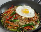 Foto langkah ke 4 dari resep Shirataki Japchae, Cocok Untuk Diet. Rendah Kalori, Tinggi Serat.