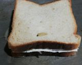 ভেজ চীজ স্যান্ডউইচ (veg cheese sandwich recipe in Bengali) রেসিপি ধাপ - 3 ছবি