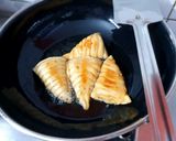 चाइनीज पट्टी समोसा (Chinese patti samosa recipe in Hindi) रेसिपी चरण 13 फोटो
