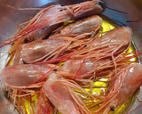 Foto del paso 1 de la receta: Guiso de langostinos con patata