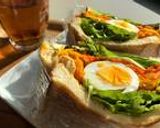 A picture of step 8 of Japanese Wanpaku Sandwich ("Wanpaku Sand").