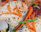 Hình bước làm 3 của món Bún xào thập cẩm