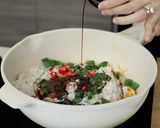 Foto langkah ke 8 dari resep Nasi Goreng Solaria Devina Hermawan.