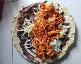 Foto del paso 17 de la receta: Tlayudas de tinga de pollo oaxaqueñas