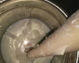 A picture of step 3 of Chocolate mousse shake.
