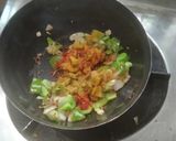 A picture of step 4 of Papad ki sabji.