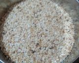 A picture of step 2 of Til chikki.