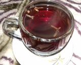صورة لخطوة 2 من وصفة كوب شاي بقرنفل 👈😙😙🍵