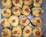 Foto langkah ke 7 dari resep Soes Goreng sosis.