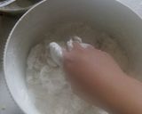 Foto langkah ke 4 dari resep Kue ku strowbery lucu...