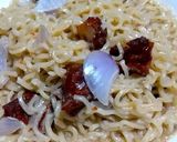 A picture of step 3 of Suya Noodles.