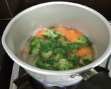 Foto langkah ke 2 dari resep Tumis Brokoli Tofu.