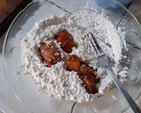 Foto langkah ke 3 dari resep Japanese Chicken Karaage Curry.