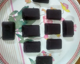 ஹோம்மேட் டார்க் சாக்லேட் (Homemade dark chocolate recipe in tamil) ரெசிபி ஸ்டேப் 6 புகைப்படம்