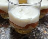 Foto del paso 10 de la receta: 🌟 Triffle de damascos 🌟 Postre en vaso en capas: bizcochuelo, crema de queso y damascos en almíbar 🌟