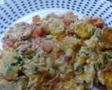 A picture of step 4 of Green Banana omelette.