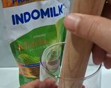 Foto langkah ke 1 dari resep Buah Naga Kocok Matcha Soda.
