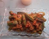 A picture of step 6 of Bhindi masala.