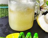 A picture of step 6 of Melon pineapple punch.