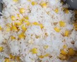 รูปขั้นตอนการทำที่ 1 ของ ข้าวผัดข้าวโพดกุนเชียง