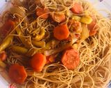 Foto del paso 6 de la receta: Fideos chinos con verdura y gambas