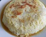 Foto del paso 7 de la receta: Tortilla de patata con cebolla y tomate