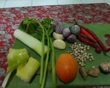 Foto langkah ke 2 dari resep Sup Ayam Kampung.