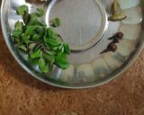 A picture of step 2 of Kadak garam masala chai.