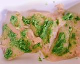 Hình bước làm 2 của món Gà Nướng Sốt Pesto Tỏi Gấu