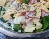 Foto del paso 1 de la receta: Tortilla de acelga, lomito y queso 🌿🥓🧀
