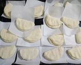 A picture of step 4 of Bao Bun with mushroom filling.