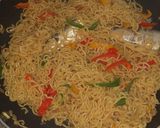 A picture of step 5 of Stir fry noodles.