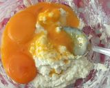 A picture of step 3 of Egg Cake.