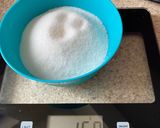 A picture of step 2 of Mung bean cake.