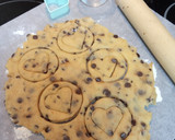 Foto del paso 5 de la receta: Galletas de mandarina con pepitas de cacao y mantequilla