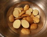Foto del paso 13 de la receta: Pollo especiado y aromatizado en salsa de aceite dargan