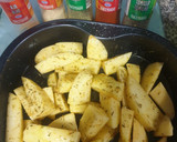Foto del paso 2 de la receta: Patatas crujientes con especias y mahonesa de ajo negro