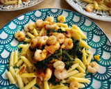 Foto del paso 4 de la receta: Maccheroni con espinacas y gambas al ajillo