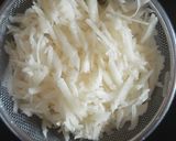 A picture of step 4 of Bengali Juri Aloo Bhaja.
